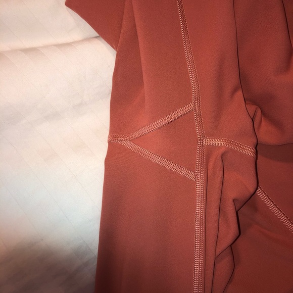 Lululemon Align Cropped Legging - Picture 4 of 4